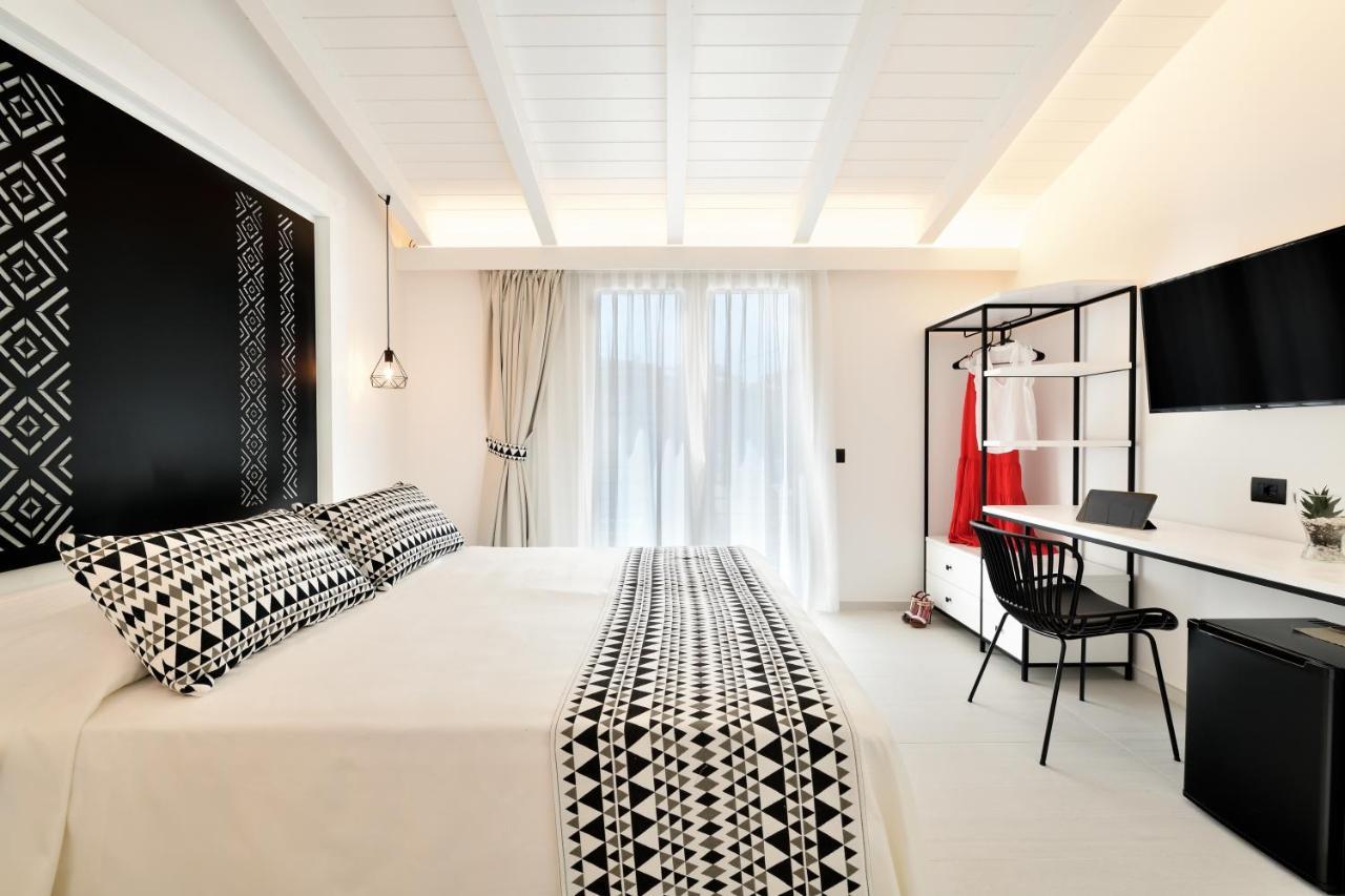 Cara a Bentu - Charming Rooms Tortolì Exterior foto